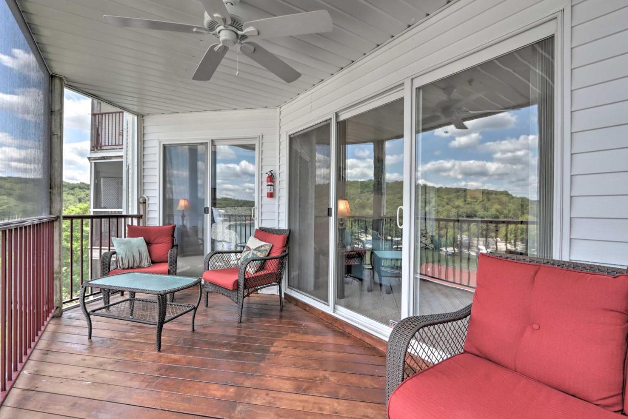 The Lake Escape With Balcony And Pool Access! Camdenton Bagian luar foto
